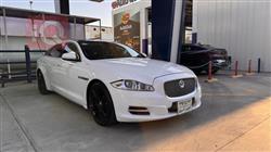 جاكوار XJ